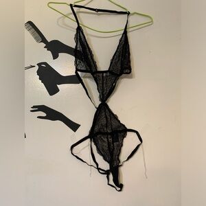 Victoria’s Secret women’s sexy lingerie size M